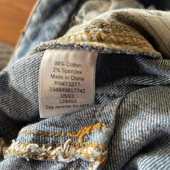 BALLOON Women's Blue Jeans with Pink Stripe - Picture 12 of 14